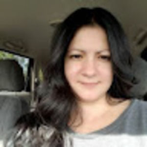 Meet your Posher, Ligia